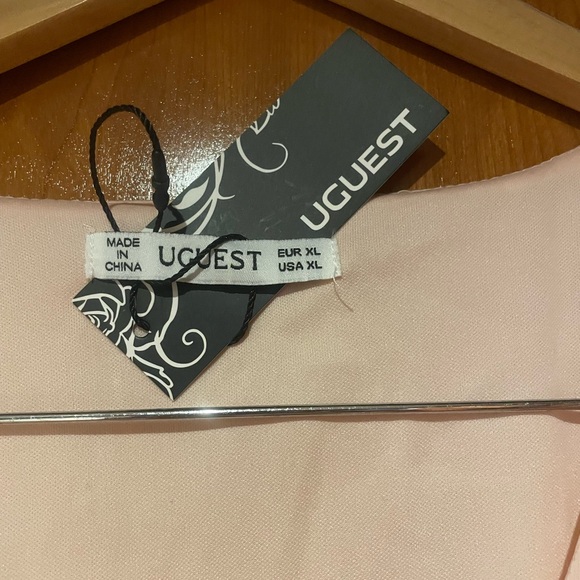 NWT PINK RUFFLED VNECK MINI DRESS - Picture 4 of 5